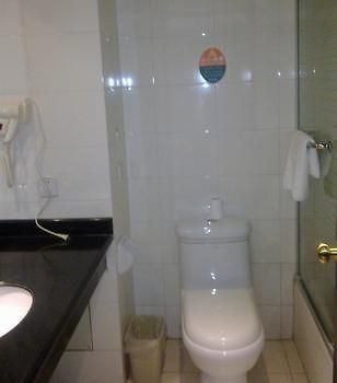 Green Tree Inn Gaoyou Tonghu Road Beihai Express Hotel 양저우 외부 사진